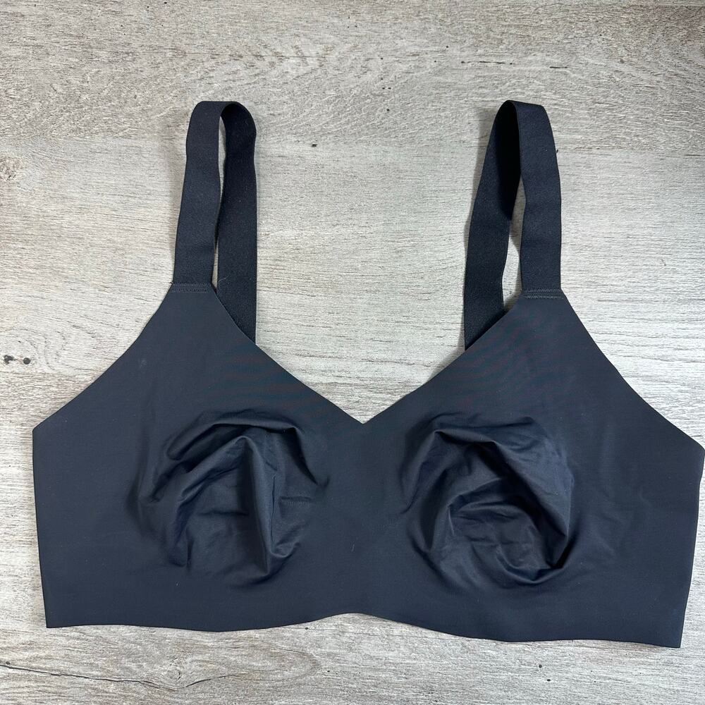 Knix Black Wireless Bra Size 5
